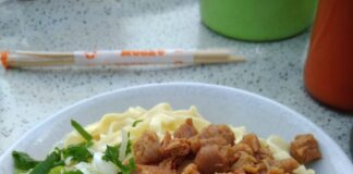 Jalan Sutra Bakmi di Pasar Baru